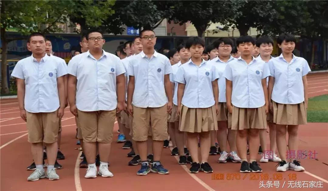 石家庄学校军训视频,27中学校石家庄军训