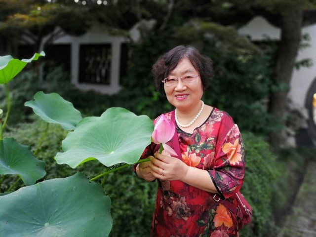 走进南京吴良材，专访淮安陆静芳总经理，一位眼镜行业资深企业家