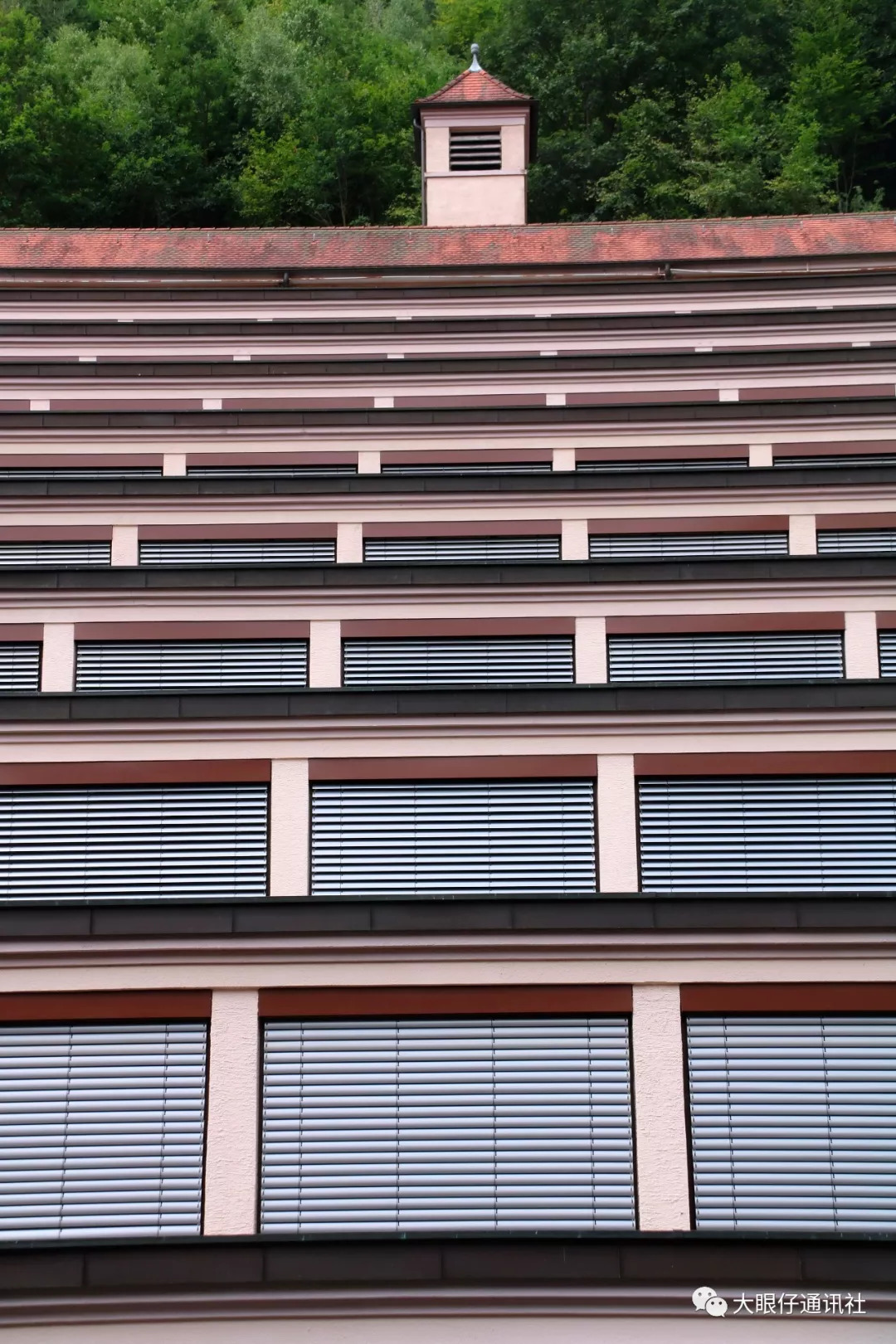 荣汉斯相当于什么档次,德国荣汉斯手表排名第几