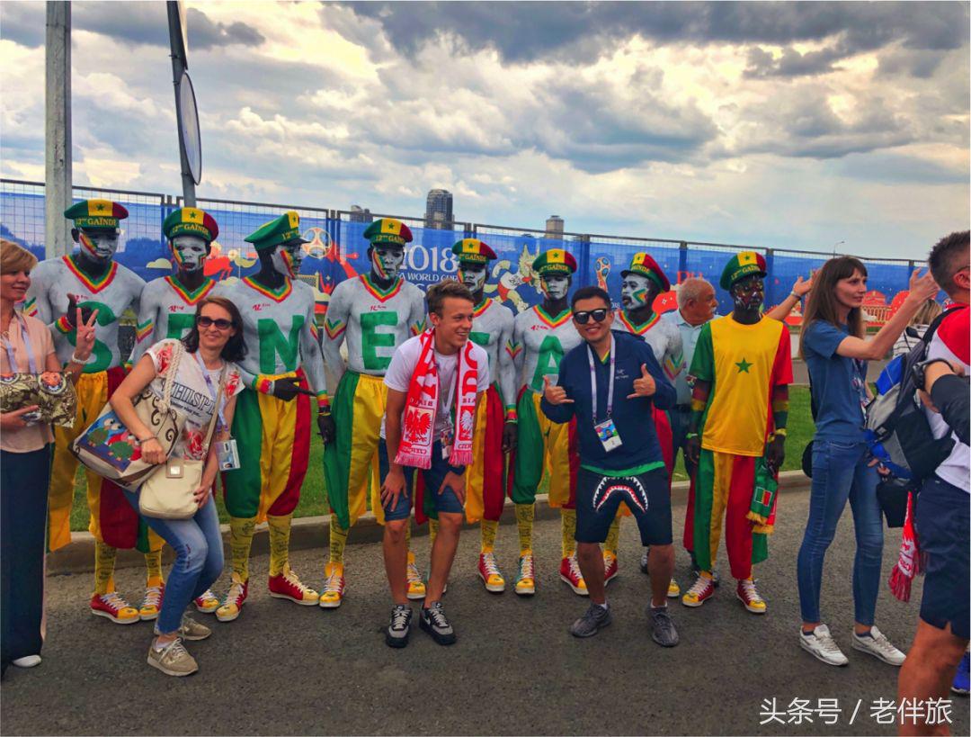 公益、毒枭、足球、电影——“老伴旅”分享“壮游者”四个好故事