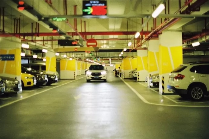 会赚钱和省钱哪个更重要,在深圳赚钱的办法