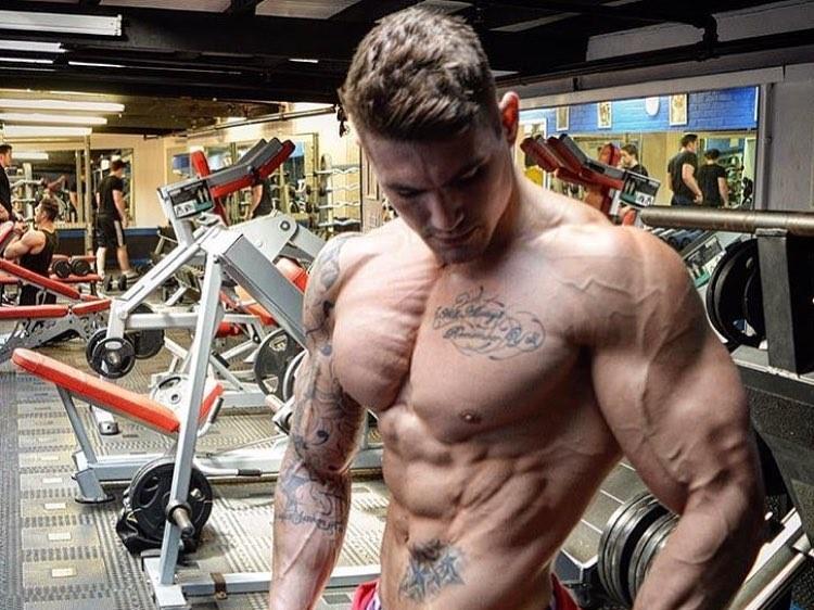 锻炼胸肌中间的全部方法,超级训练组胸肌背肌一天搞定