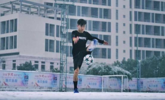 遇上一个很喜欢在一起玩的人,遇见一个会玩的女孩