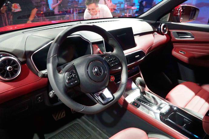 名爵17万新车,17年款名爵suv新车落地价