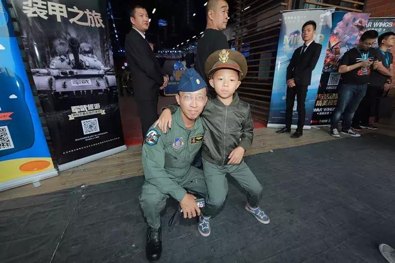 燃烧吧!军武!第三届军武嘉年华不能没有你,这次我们共唱战歌!