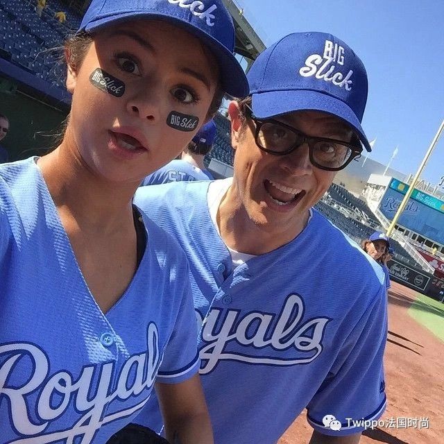 想要时髦过秋天这几件单品不能少,学穿搭初秋必备的三件单品怎么搭