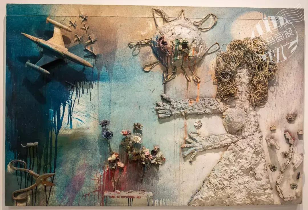 亚洲首展！开枪射画肉上绣花……这场叫“她”的展览，见识女性的力量