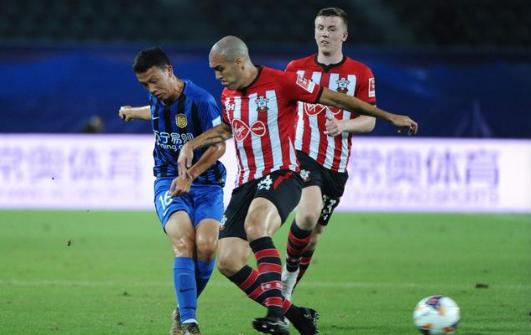 英超c罗夺冠,c罗在英超夺冠