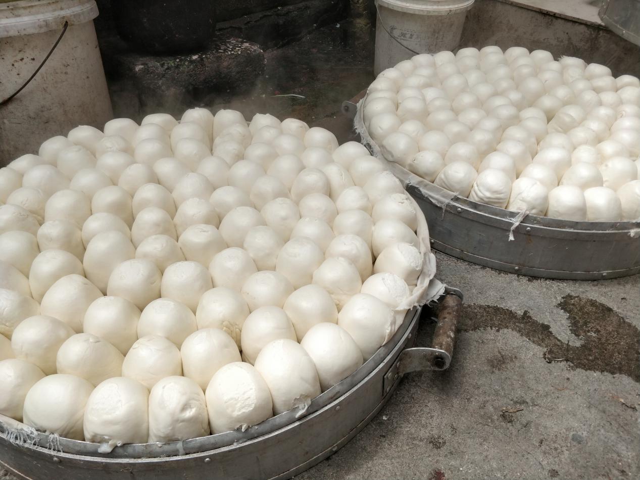 开了20多年的早餐店,开了一家30多年的包子铺