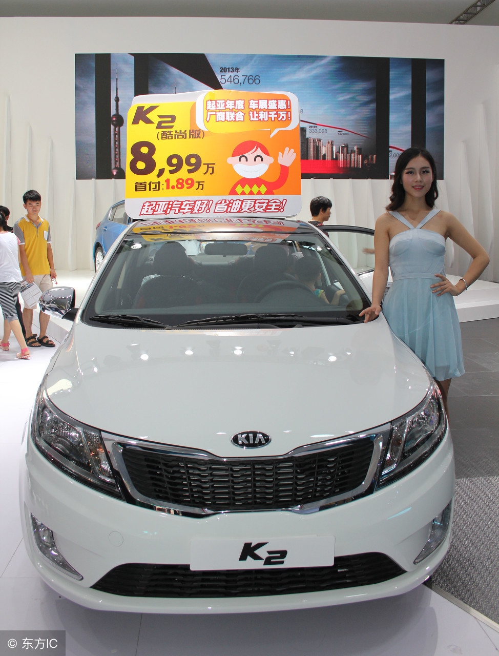 13年迈腾1.8t豪华版现在值得买吗,17年迈腾1.8t豪华版二手车多少钱