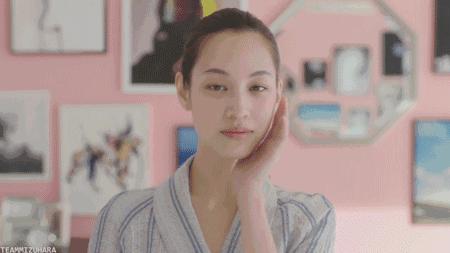 vc精华去法令纹,vc可以消除法令纹吗