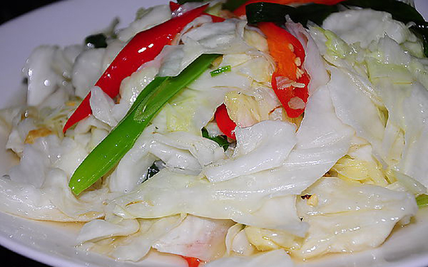 卷心菜怎么炒好吃简单又好看,卷心菜怎么炒好吃不胖