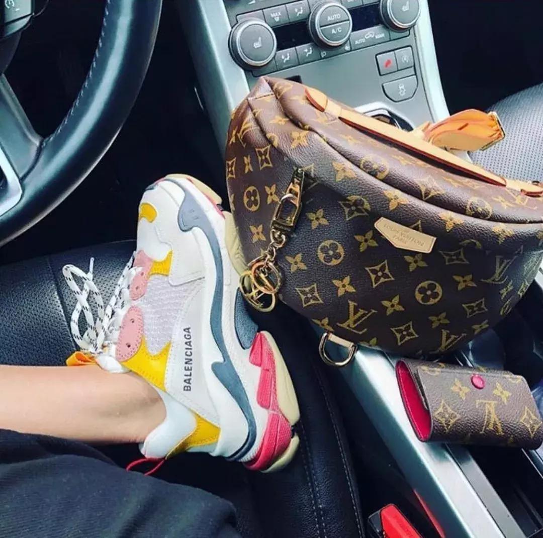 这双鞋火成这样，但我劝你别买！