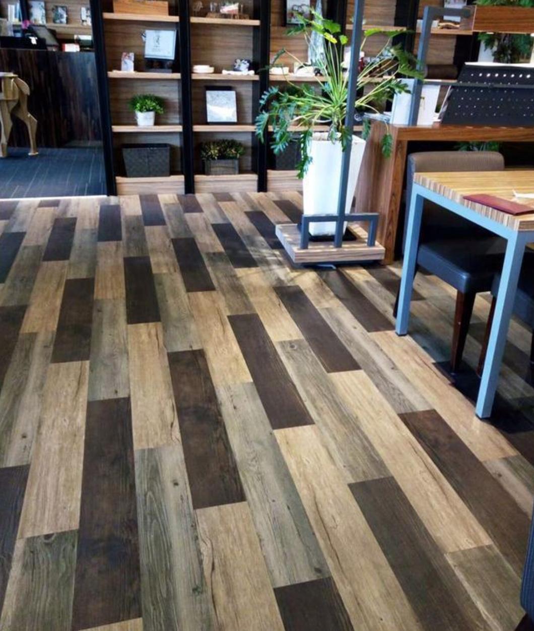 为啥老外都铺地毯,终于知道为啥大家都改铺spc地板