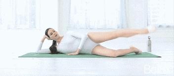 床上练5个懒人减肥动作,5分钟懒人瘦身操视频