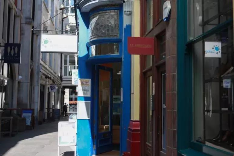 想了解一个学校应该问哪些问题,问哪些问题可以了解一个人的三观