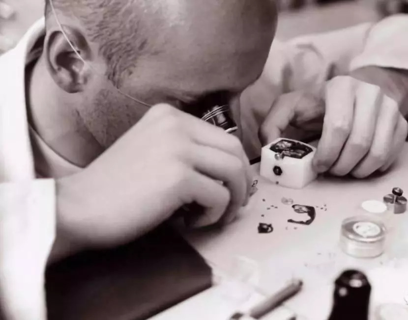 第一次玩机械表需要注意什么,第一次使用机械表要注意什么