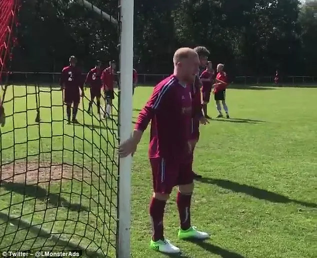 英国足球联赛体系介绍,斯科尔斯欧冠首秀