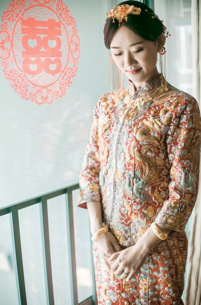 龙凤褂和秀禾服有什么区别,龙凤褂和秀禾服区别在哪