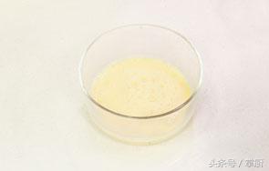 牛奶炖鸡蛋可以加蜂蜜吗,牛奶和鸡蛋可以在一起炖吗