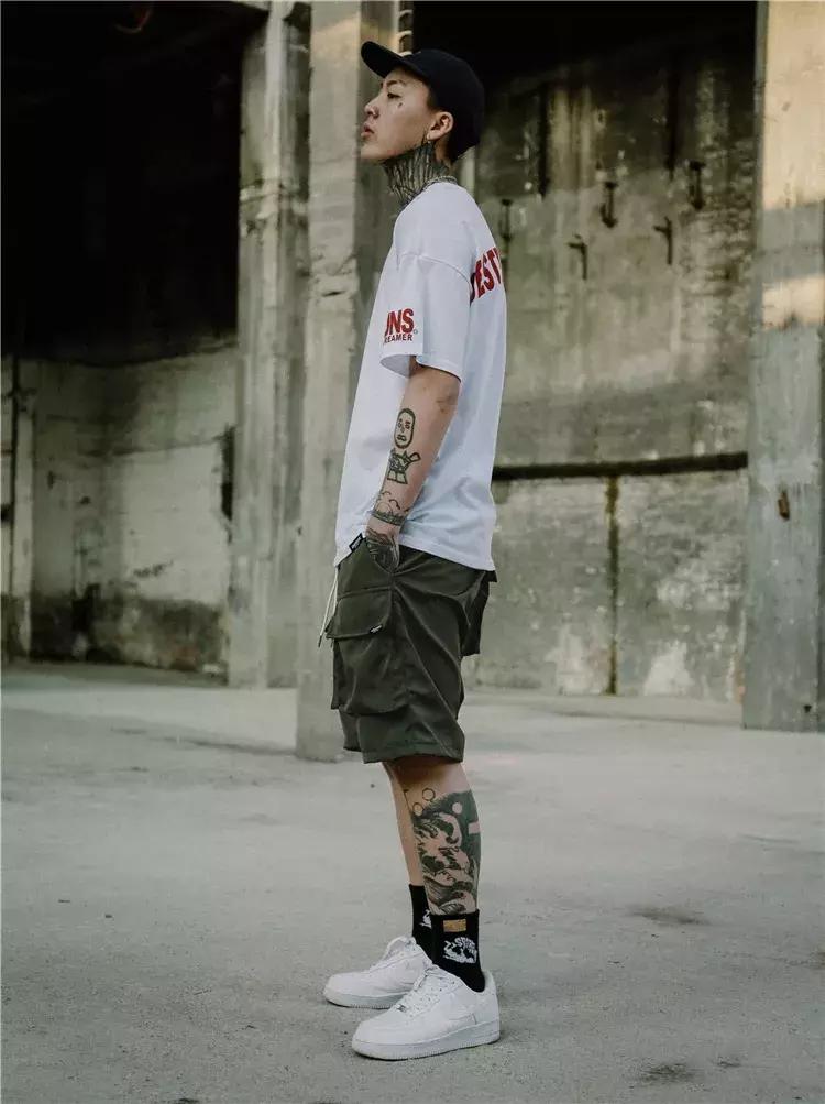 腿粗男生可以穿工装裤吗,男生腿没腿毛好看吗