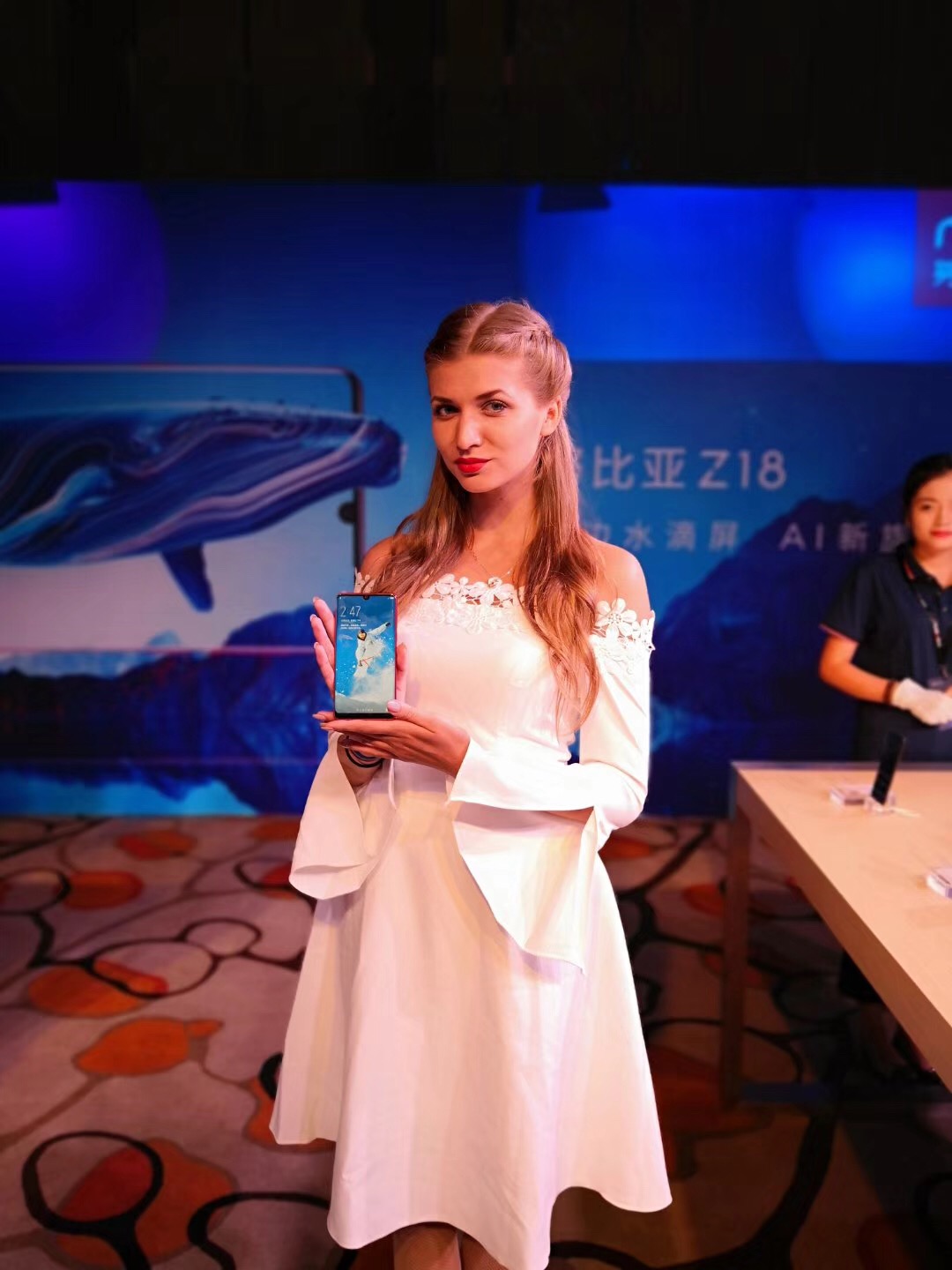 努比亚z50ultra是主打什么的手机,努比亚一样的手机