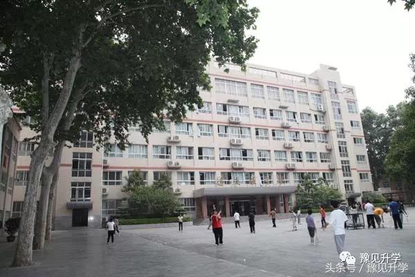 我们要给孩子诗和远方的田野，郑州名校系列：郑州市第四十四中学