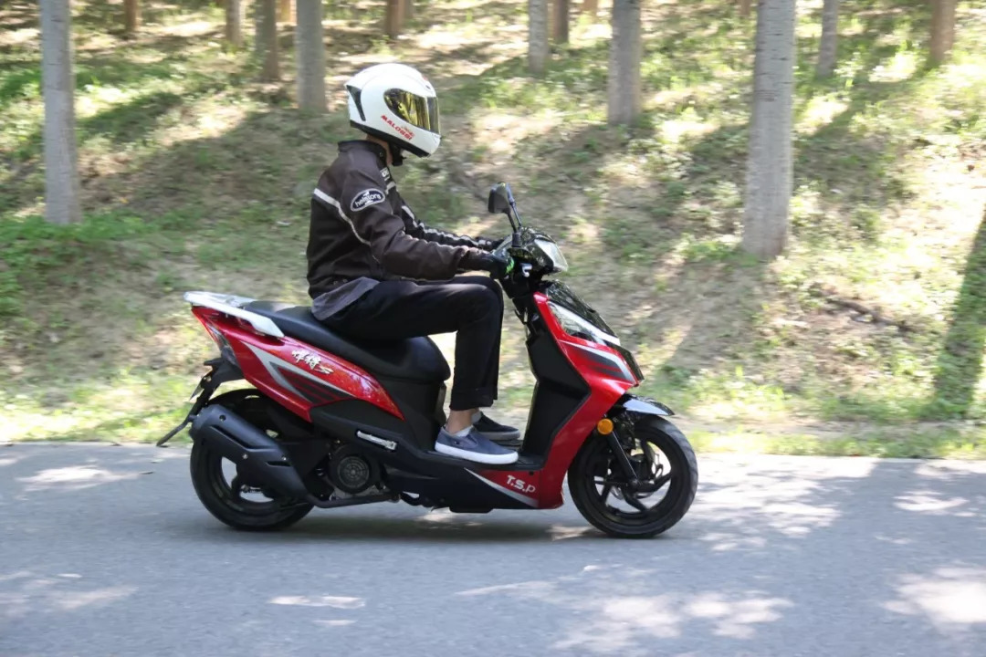 最值得购买的三款150s踏板都有谁,车评推荐10万元以下车型