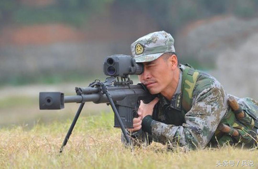 单价26万国产*击狙**枪见过没？*弹子**50元一枚，敌人闻风丧胆