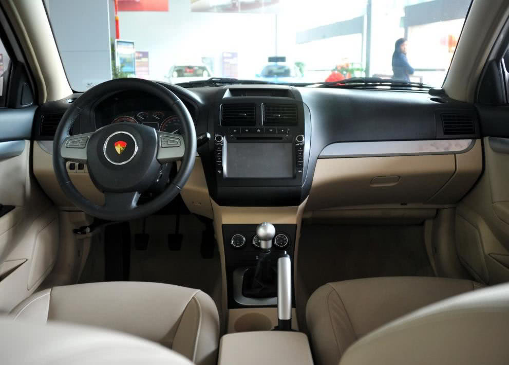 兼顾居家与旅游的大空间车,静谧性舒适性好的家用轿车