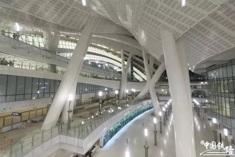 赣深高铁时刻表及票价,广深港高铁票几点开始售