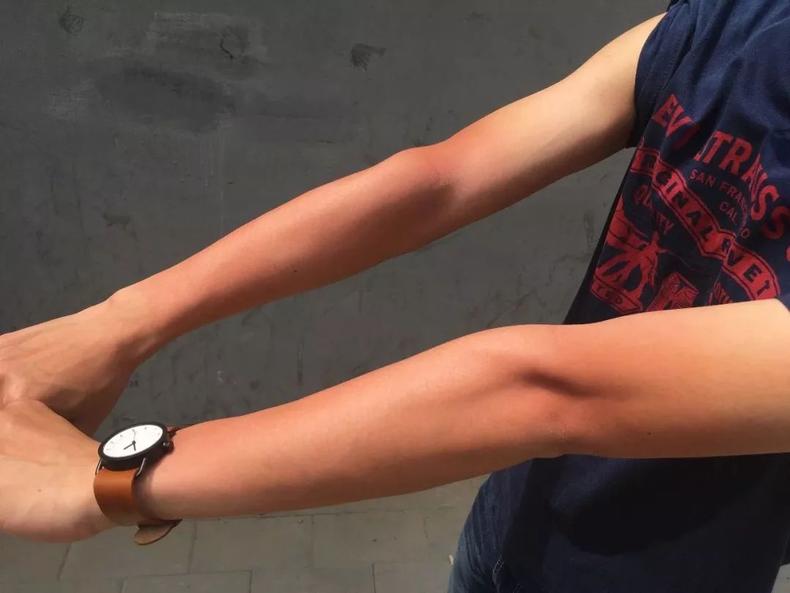 军训完快速美白的方法,军训如何防止晒黑学生党