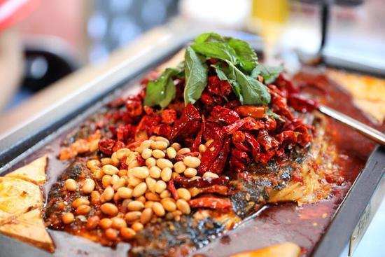 探鱼龙湖天街西安,探鱼创意产业园探店