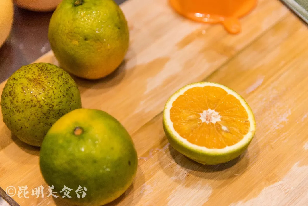 一天卖3万杯的奶茶,一天卖2000多杯奶茶