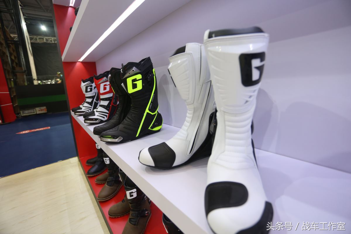 宝马拉力服怎么样,宝马拉力服有几款