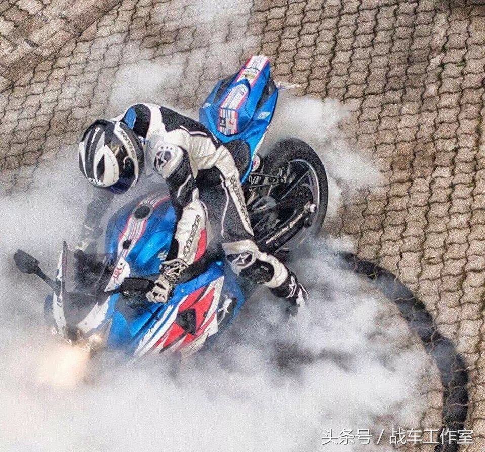 宝马拉力服怎么样,宝马拉力服有几款