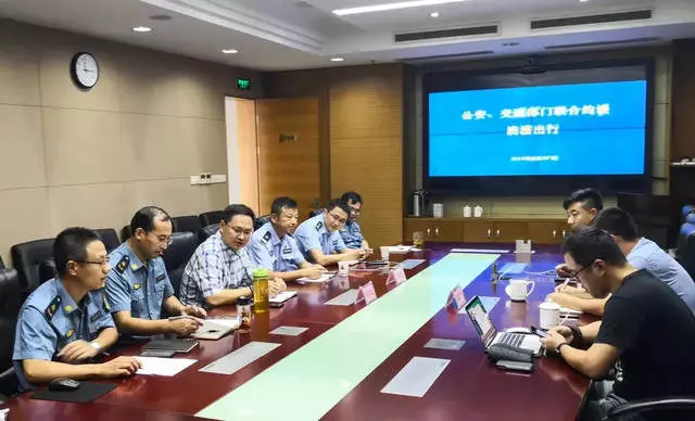 打车的朋友注意了！滴滴今起试运营全程录音，然而网友却吵翻了