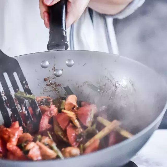 泰国冬阴功汤正宗做法,泰国冬阴功汤做法视频