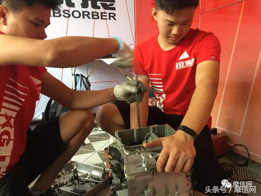 再创佳绩！新感觉自主双缸250CC赛车征战CRRC（贵阳站）