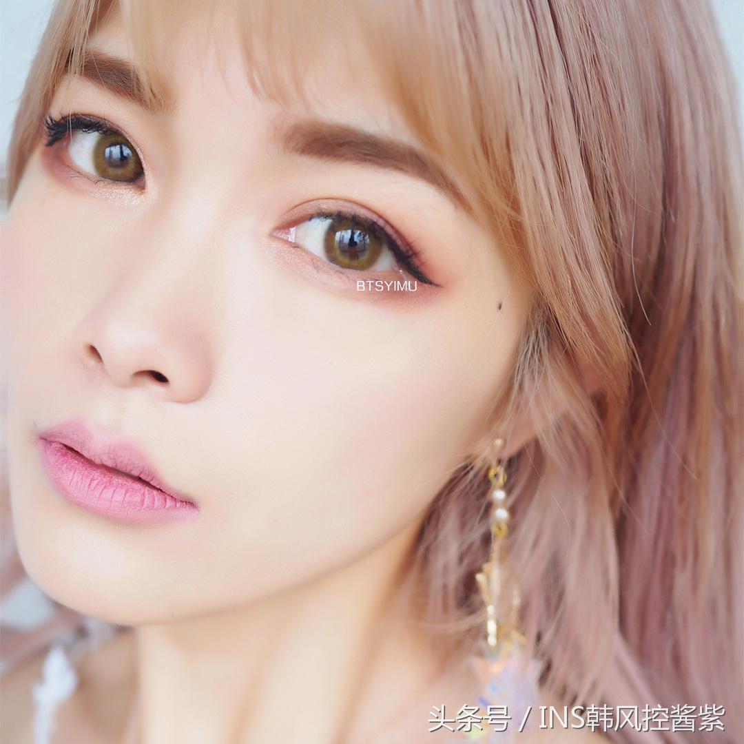 网红都戴什么颜色的美瞳,网红都戴什么样的美瞳比较逼真