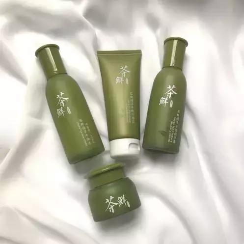 平价水乳套装排行榜前十名秋冬,适合冬天换季泛红的水乳套装