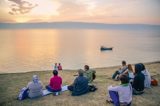 我们异地了24年，在你88岁时去莫斯科娶你——今夕传媒旅行家出品