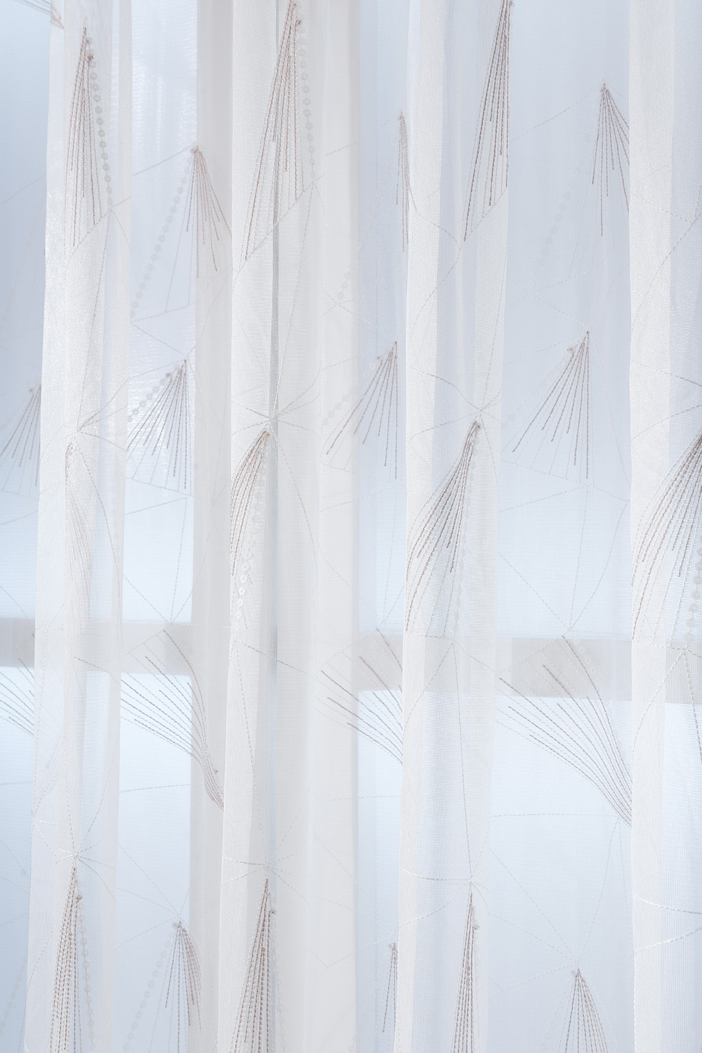 买窗帘为什么要买2倍,买窗帘一定要买品牌吗