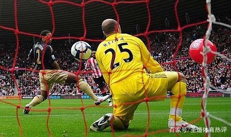 英超赛季经典画面,英超赛场经典瞬间