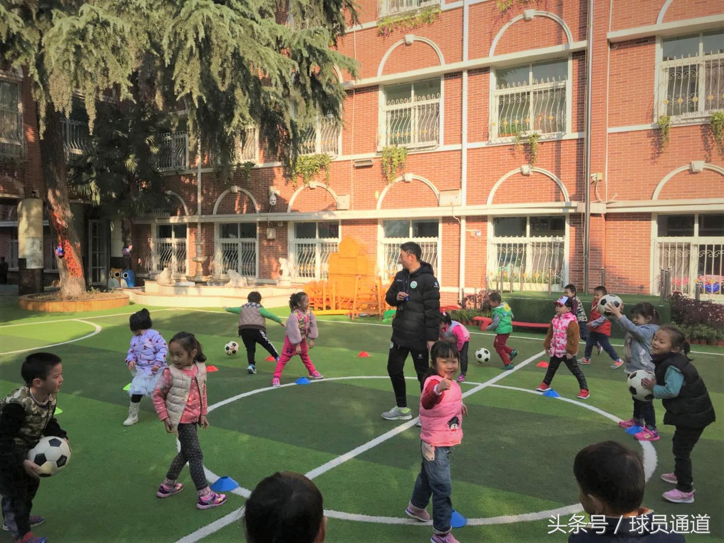 汉森足球培训,足球球员汉森