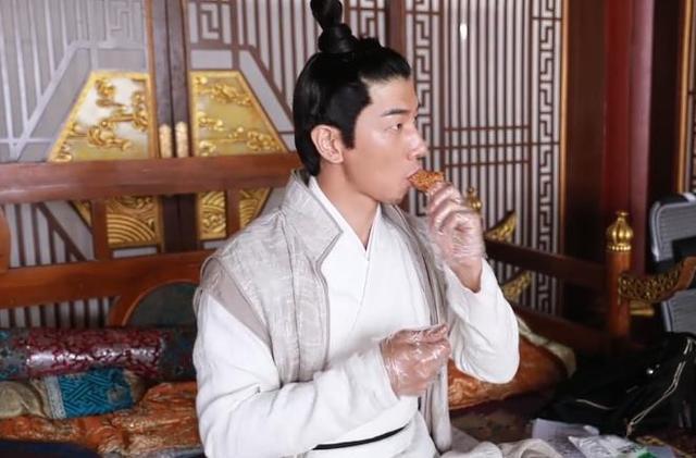 鸣鸿传脑残片段,鸣鸿传霸气片场