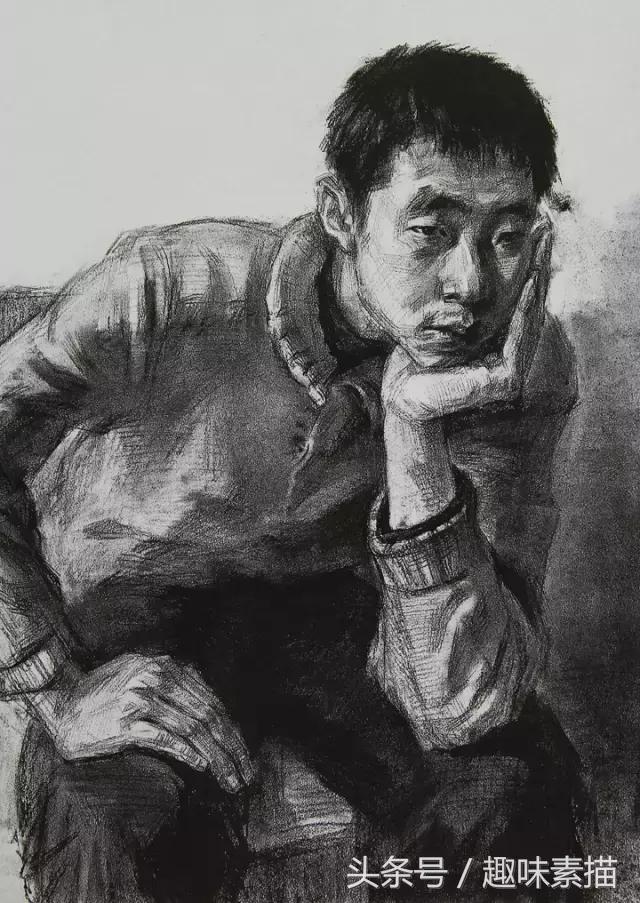 央美素描高分作品,央美高分卷素描半身像