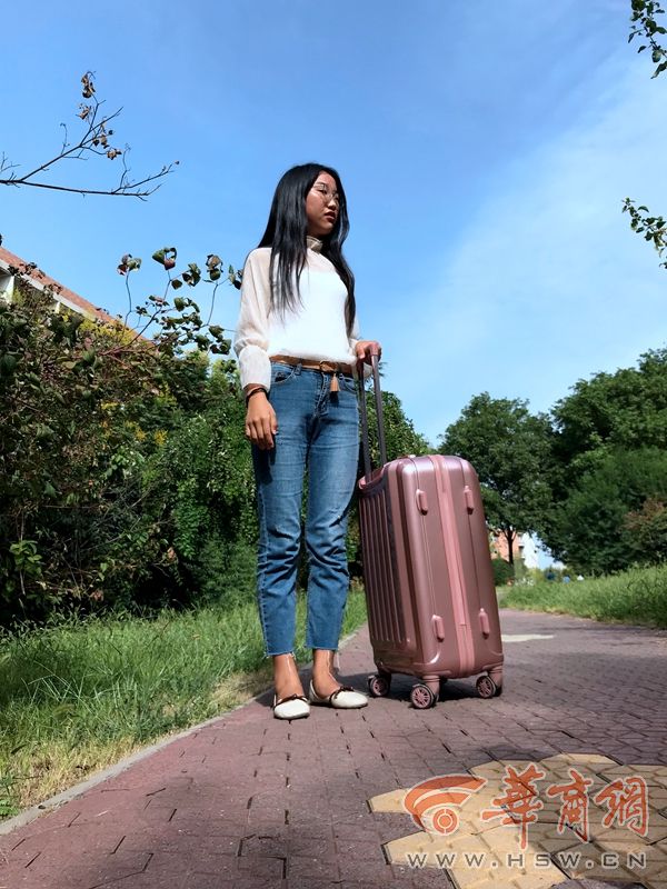 大一新生行李箱男生,大学生行李箱和高中生有啥不一样