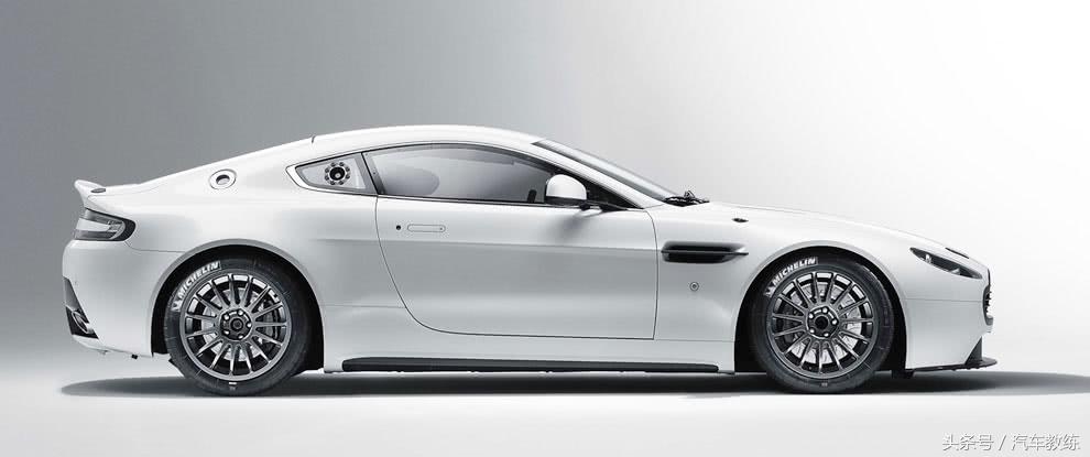 白色汽车发黄了怎样洗才能白,怎样让白色汽车变白