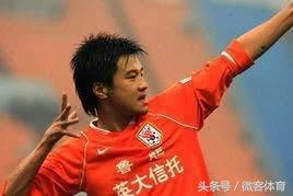 胸前十字架足球庆祝动作,足球各个射门庆祝动作